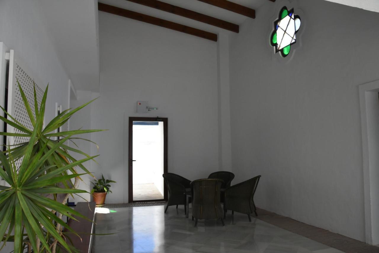 Hostal Dona Lola Marina Zahara de los Atunes Exterior foto